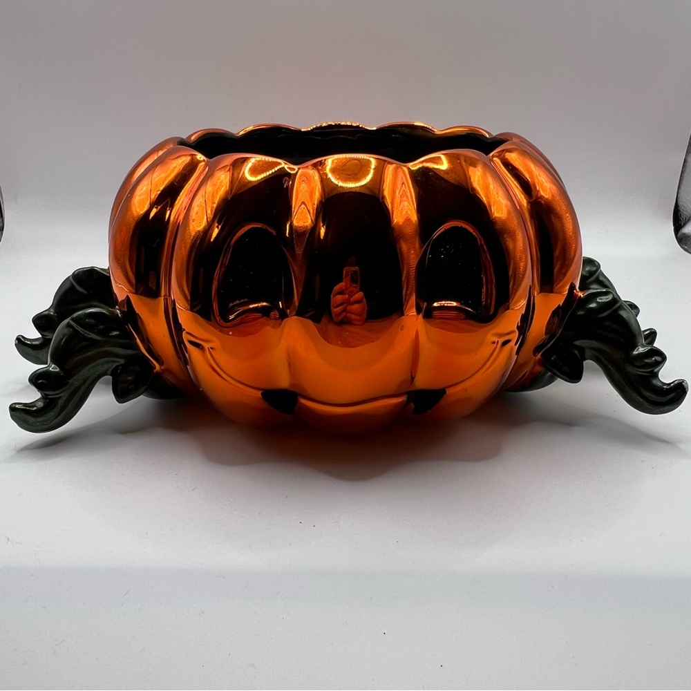 Bath & Body Works 2022 Metallic Pumpkin Spider 3 Wick Candle Holder